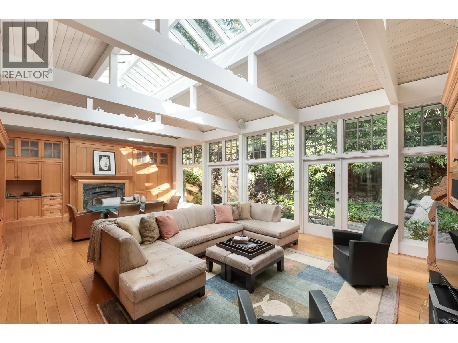 4708 DOGWOOD LANE