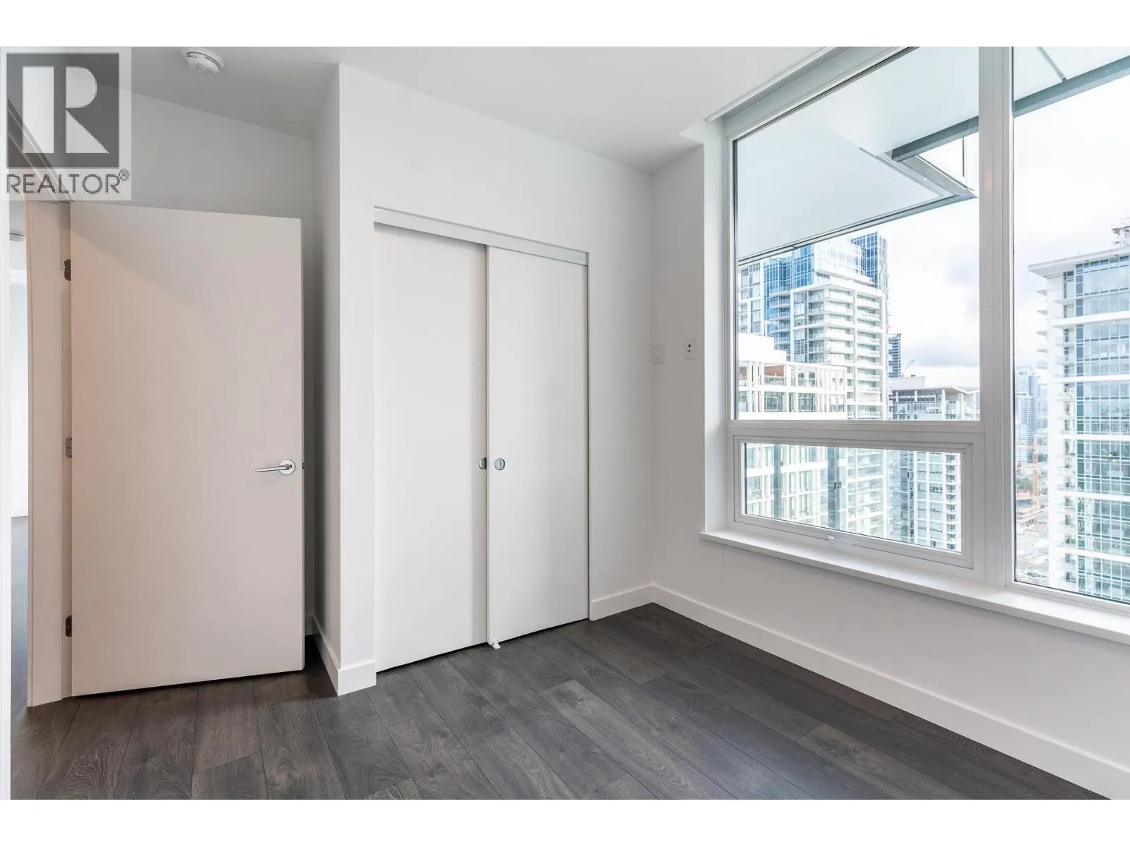 2501 2425 ALPHA AVENUE