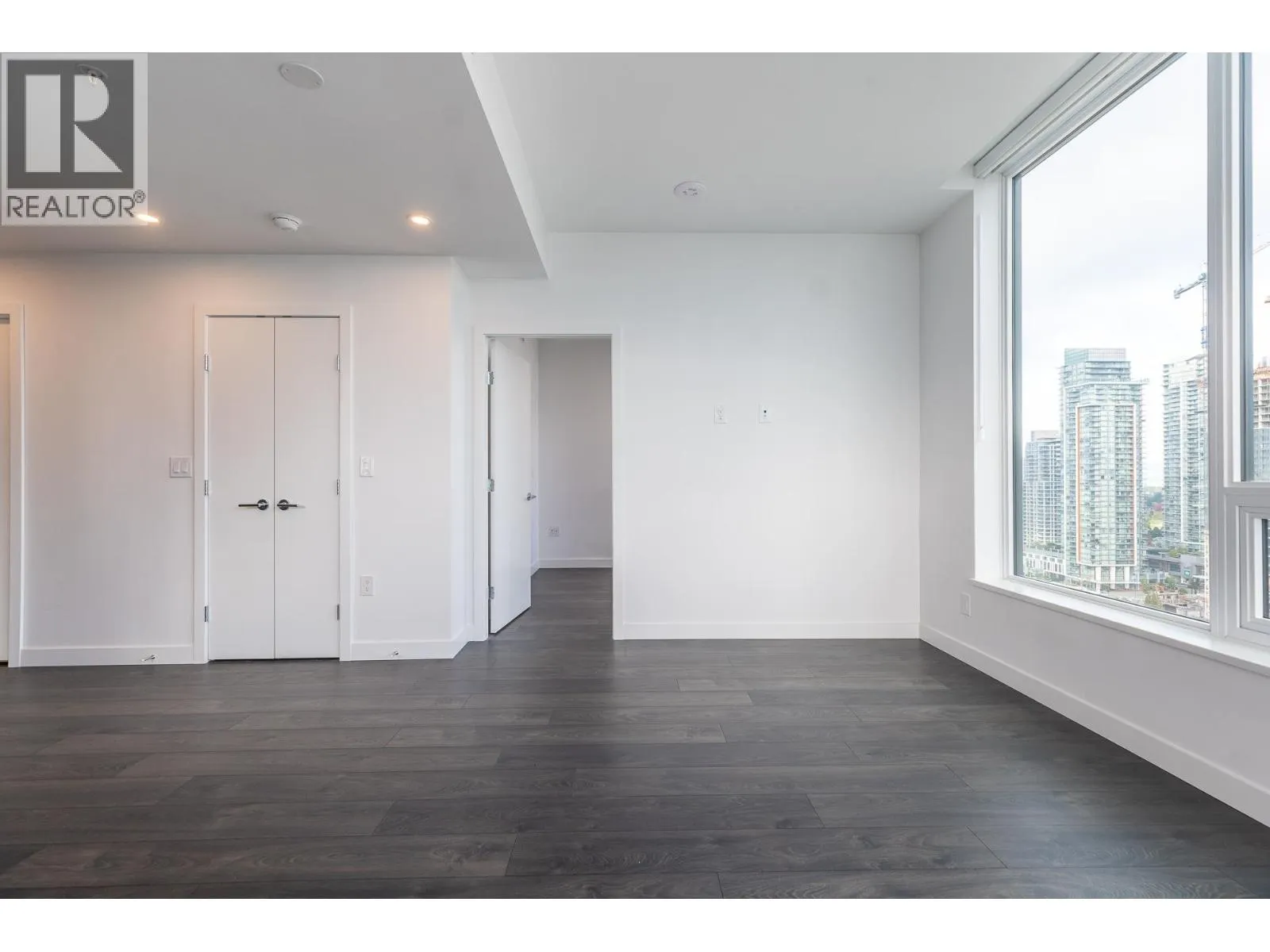 2501 2425 ALPHA AVENUE