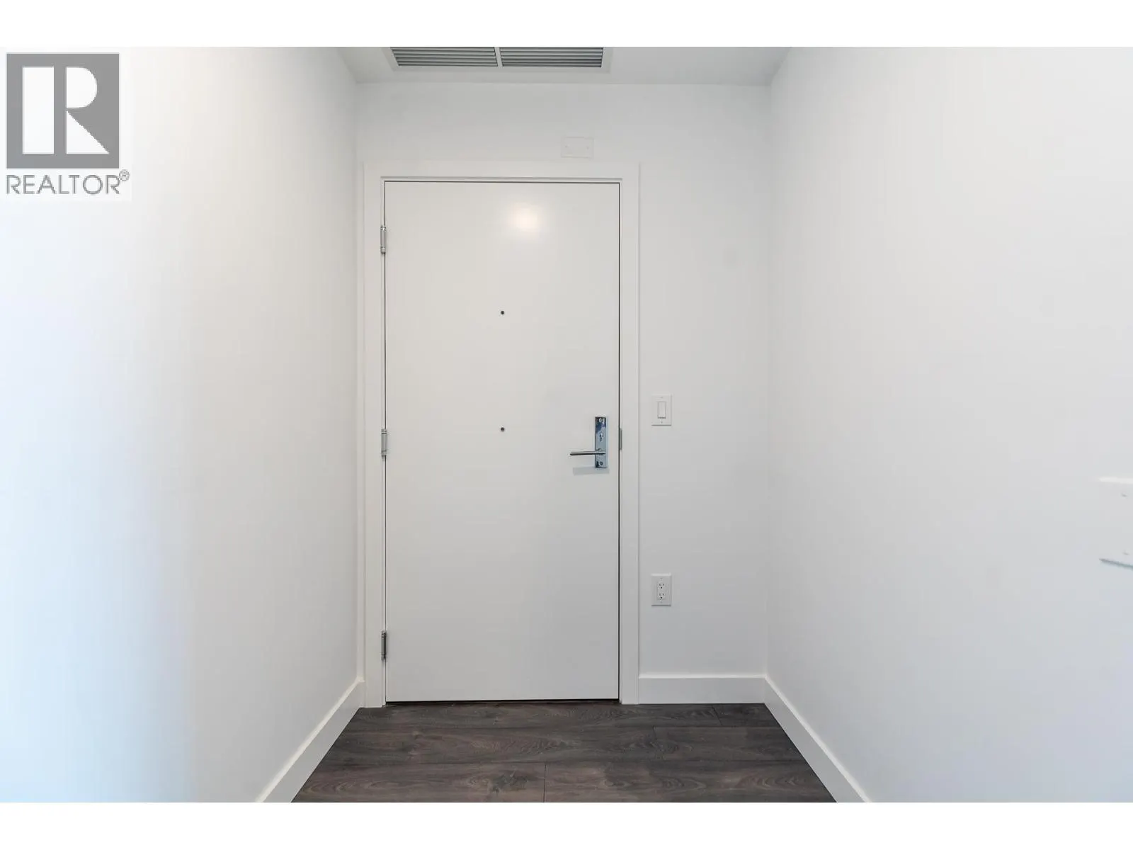 2501 2425 ALPHA AVENUE