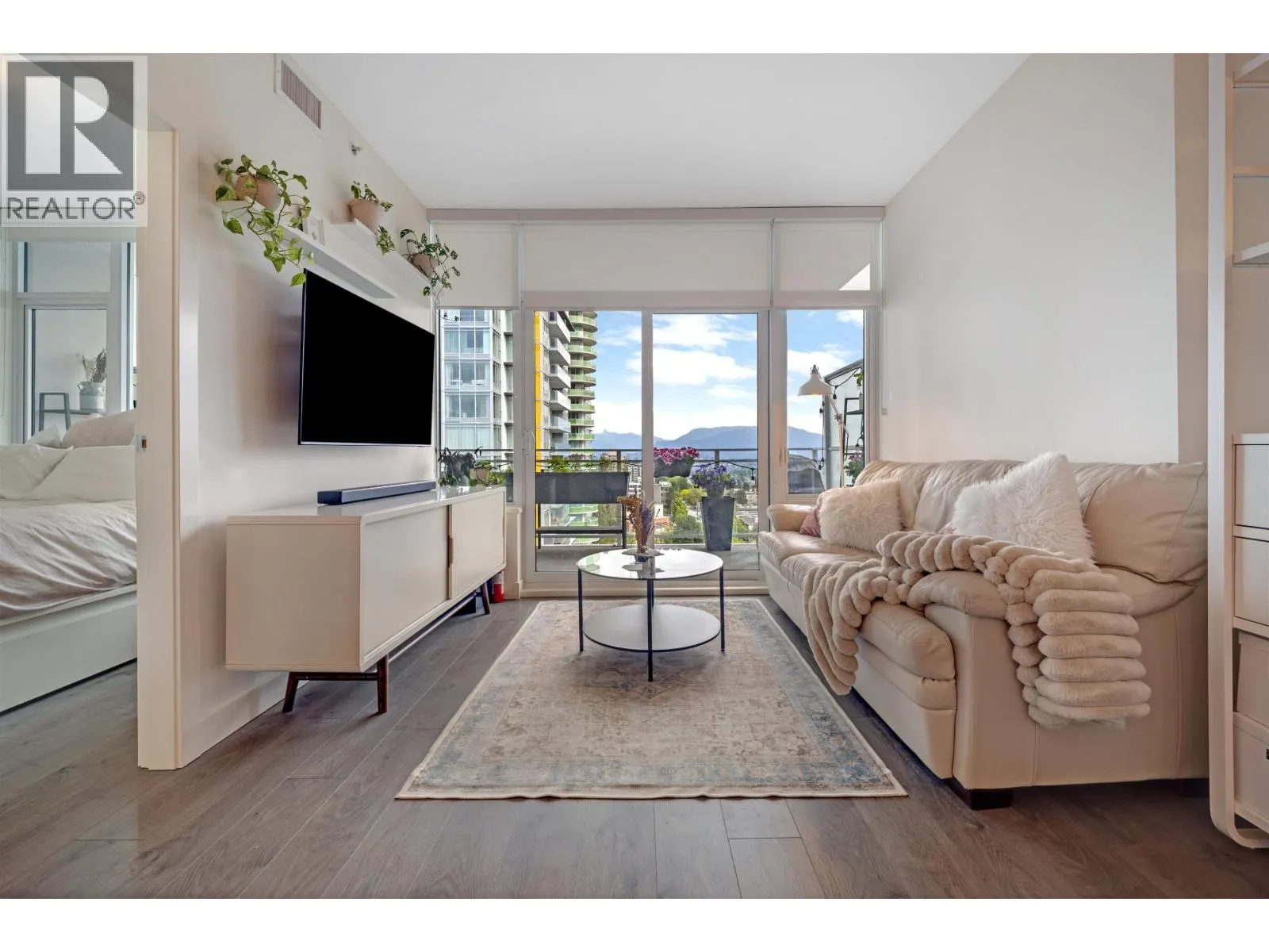 1401 5051 IMPERIAL STREET