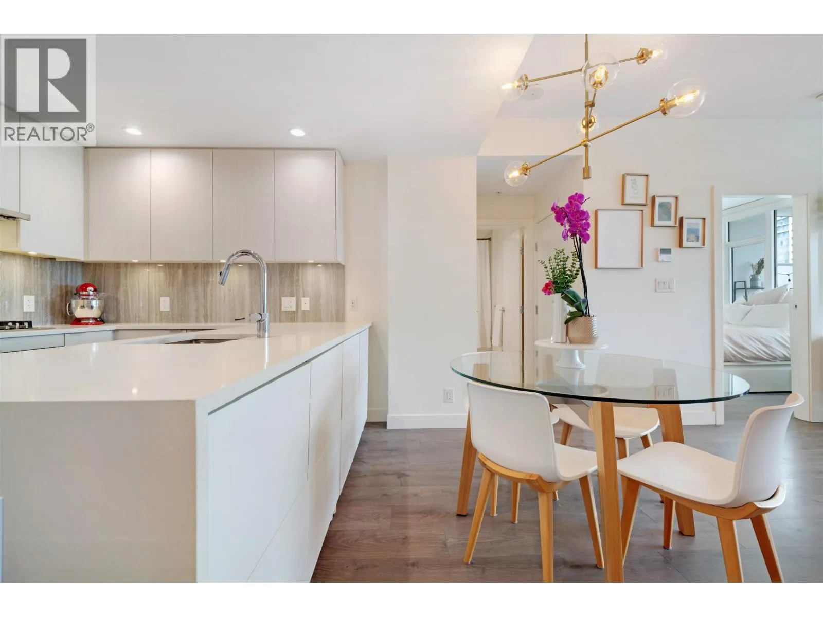 1401 5051 IMPERIAL STREET