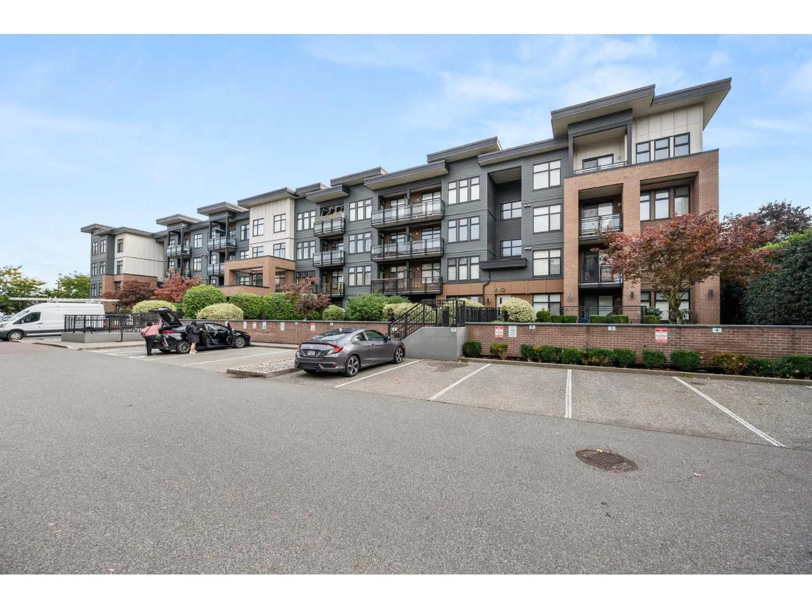 409 20078 FRASER HIGHWAY