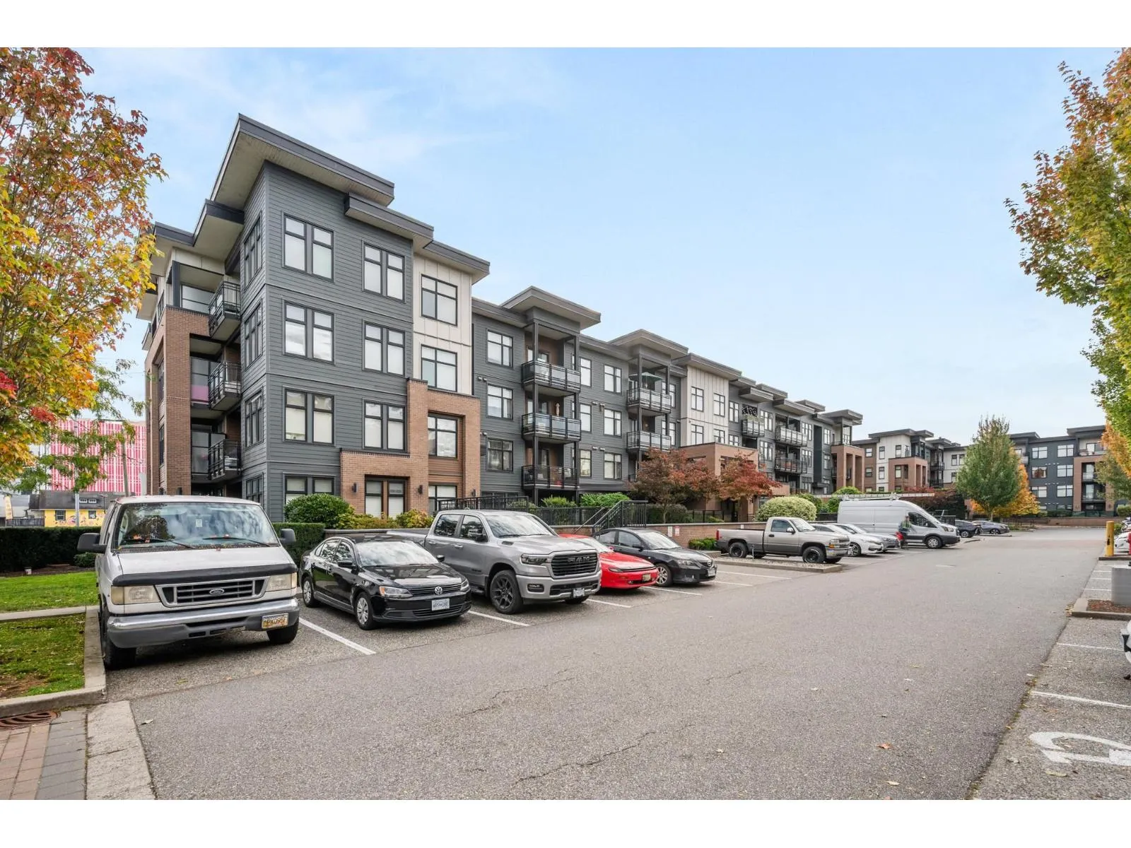 409 20078 FRASER HIGHWAY