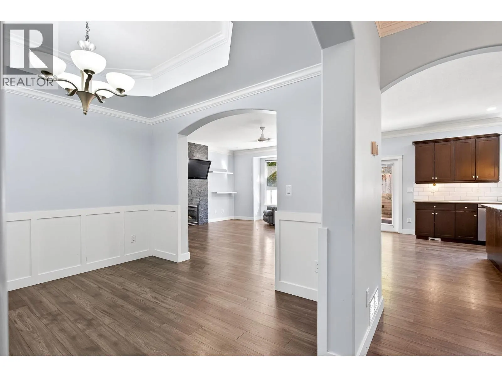 1118 11497 236 STREET