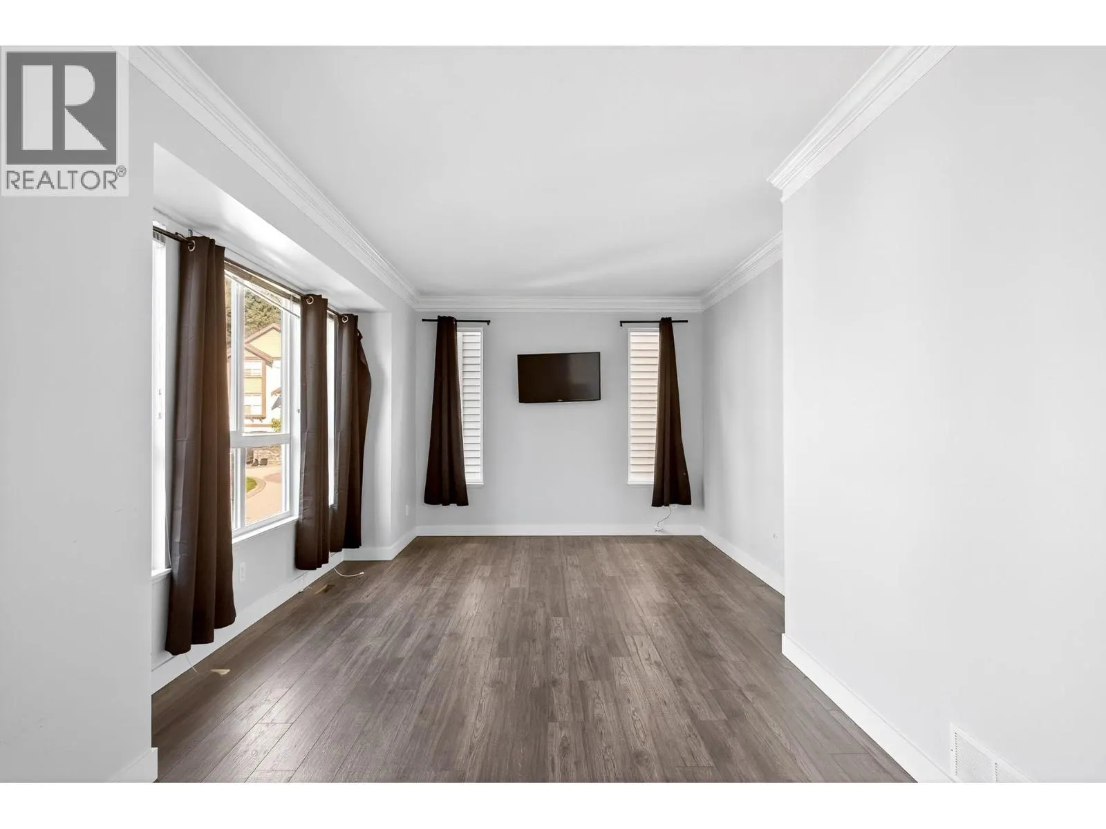 1118 11497 236 STREET