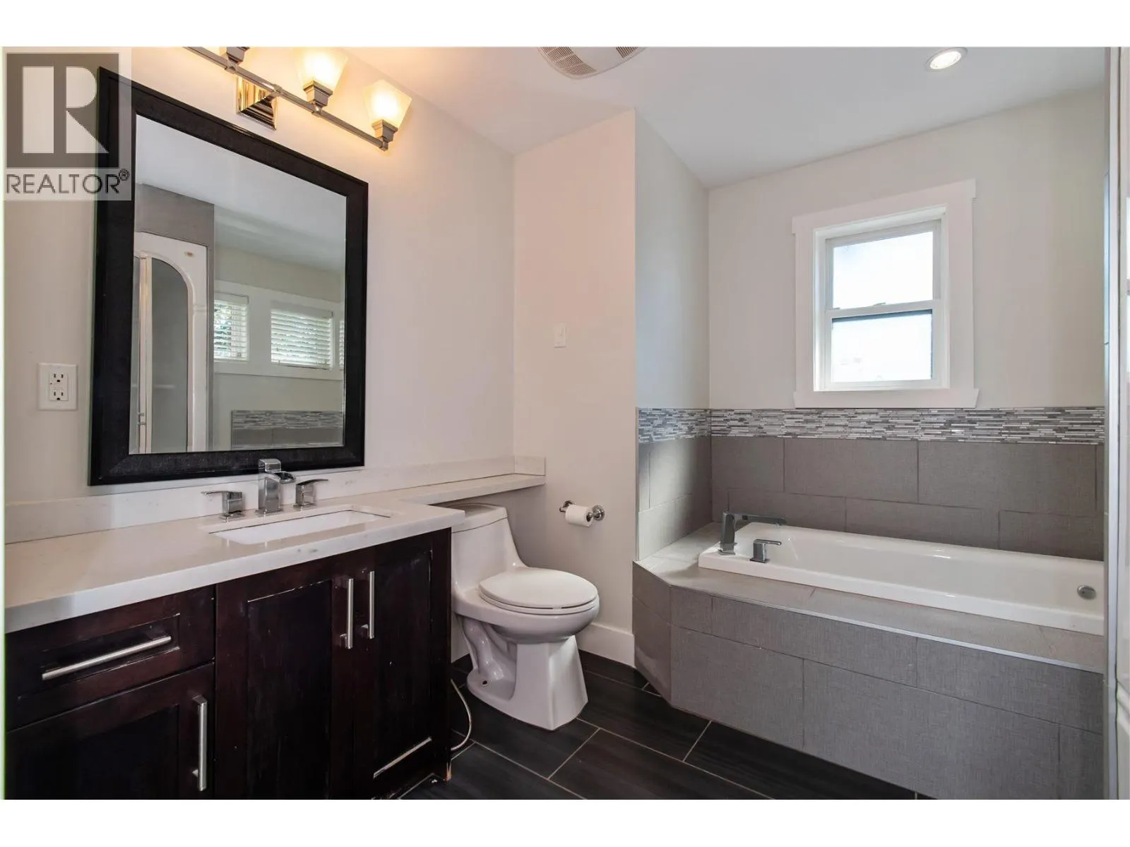 627 THIRTEENTH STREET