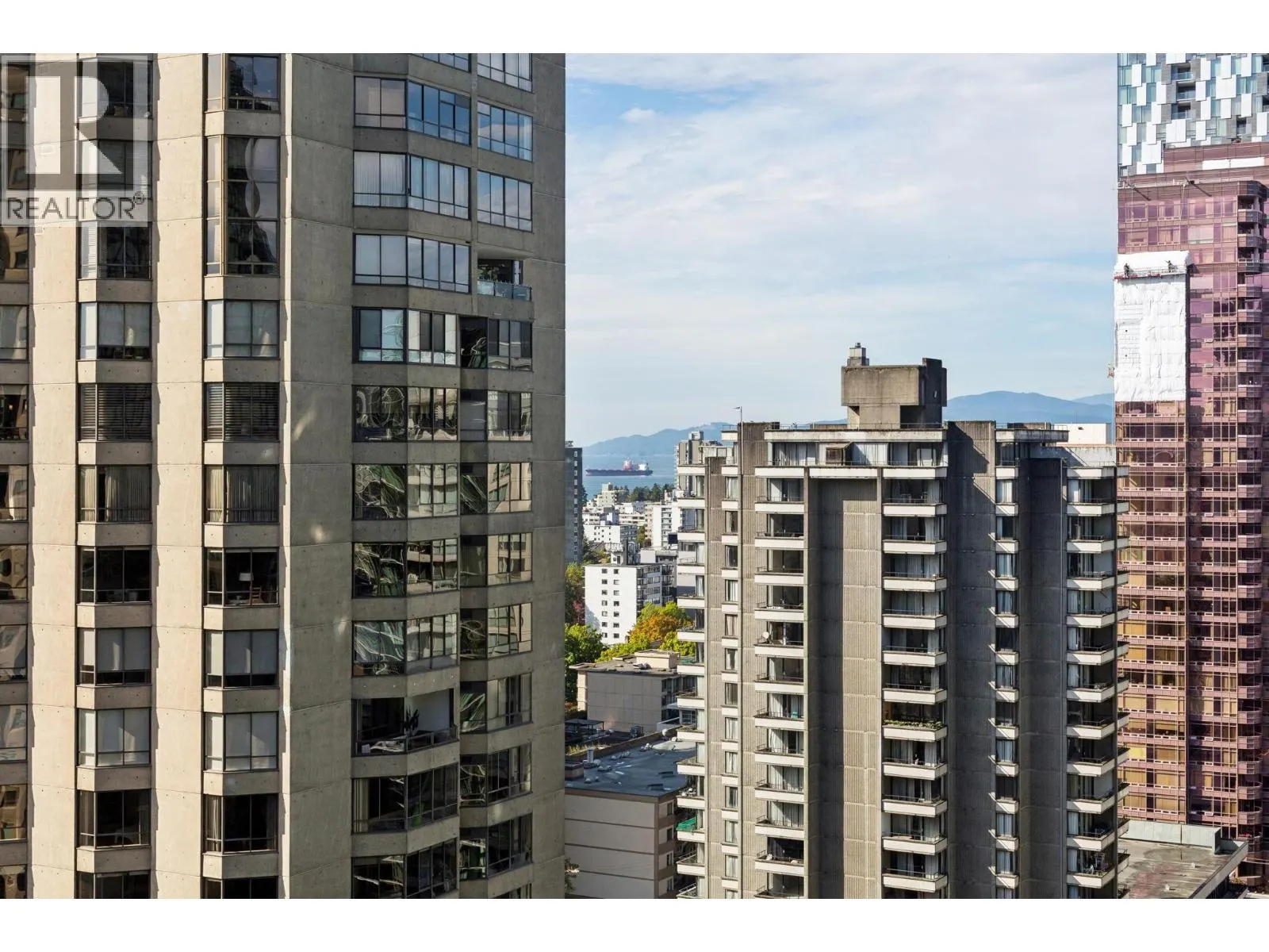 2007 1331 ALBERNI STREET