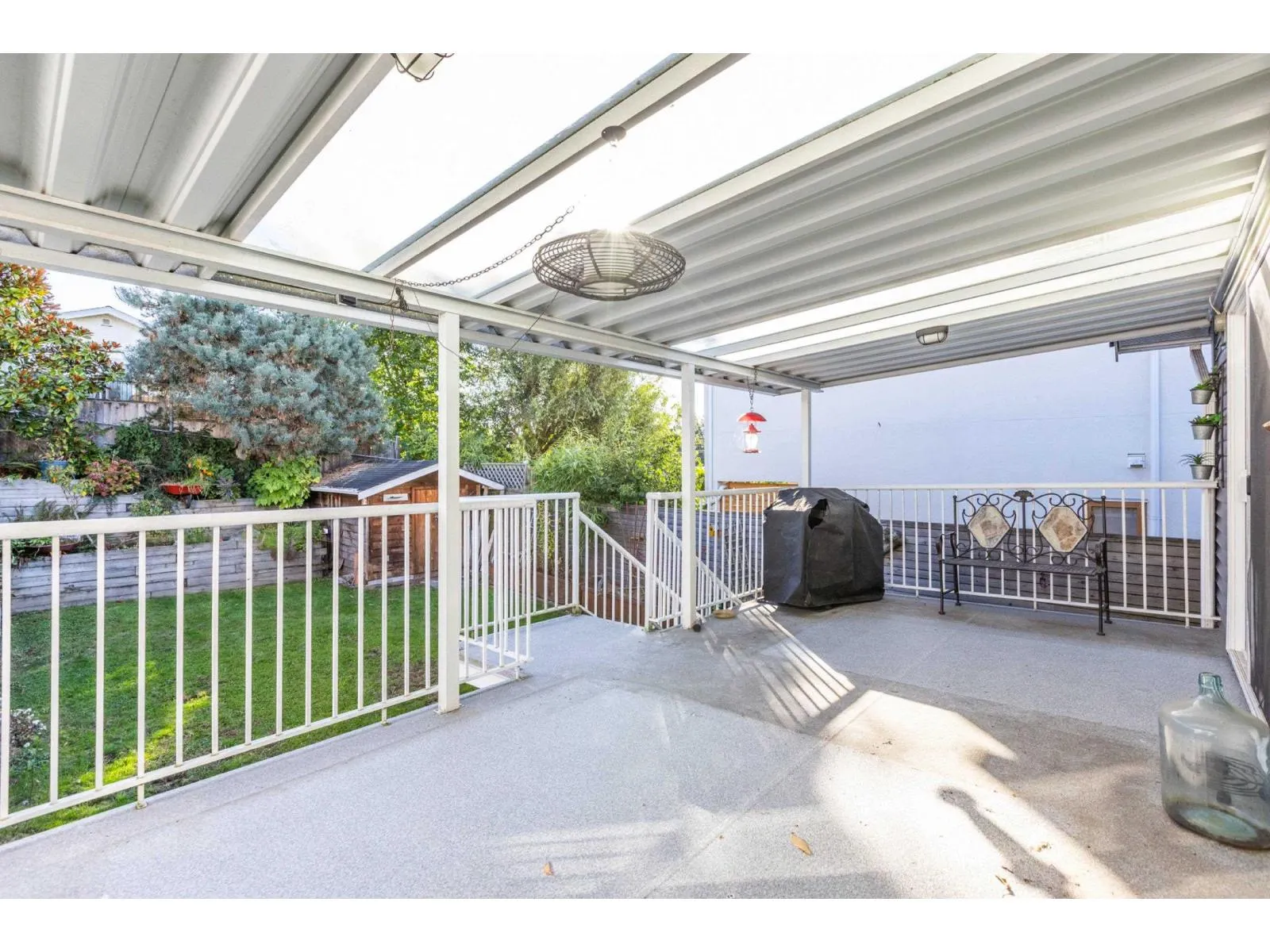 832 STEVENS STREET