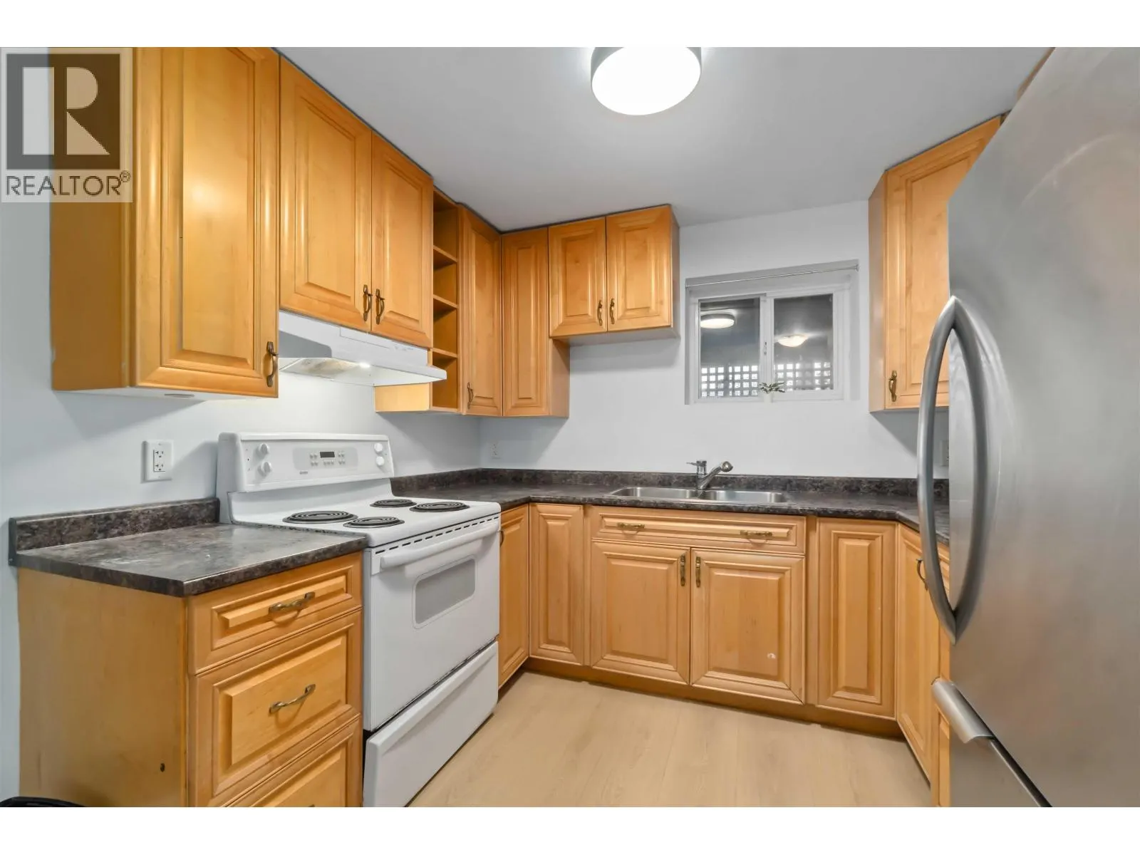 595 GARROW DRIVE
