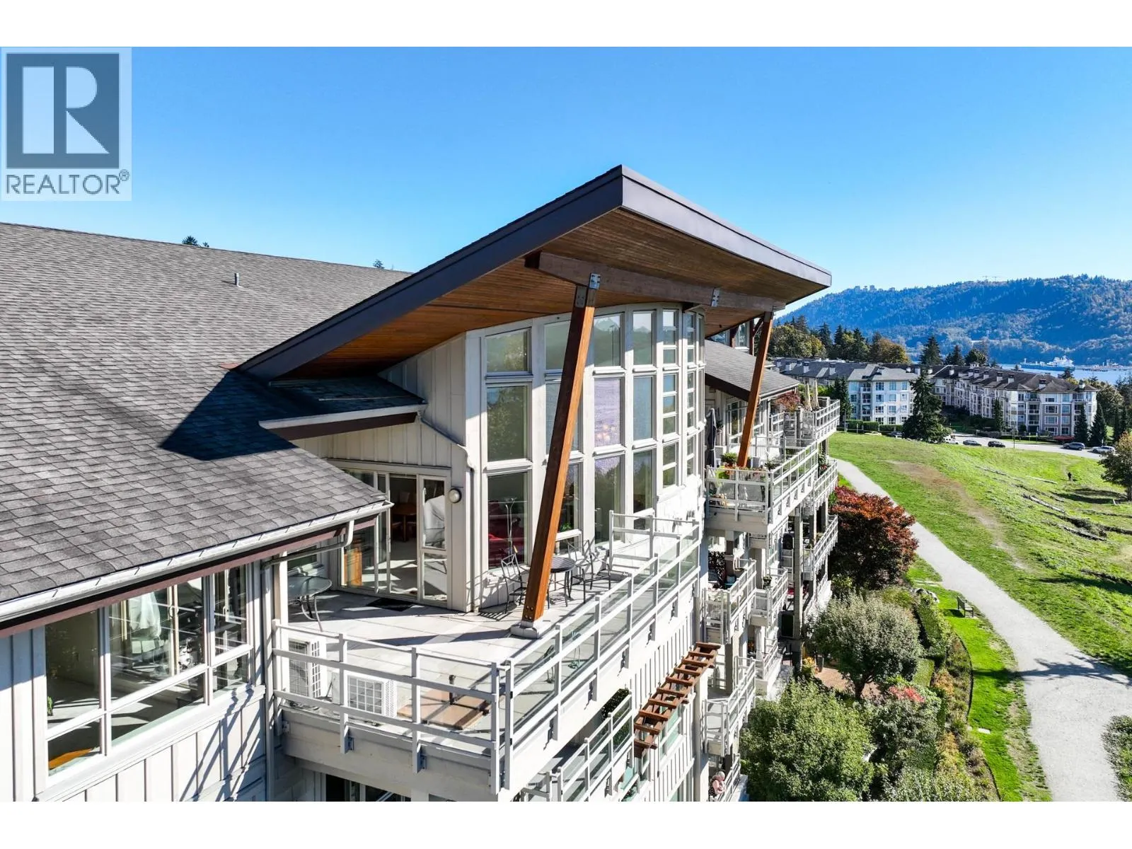 509 560 RAVEN WOODS DRIVE