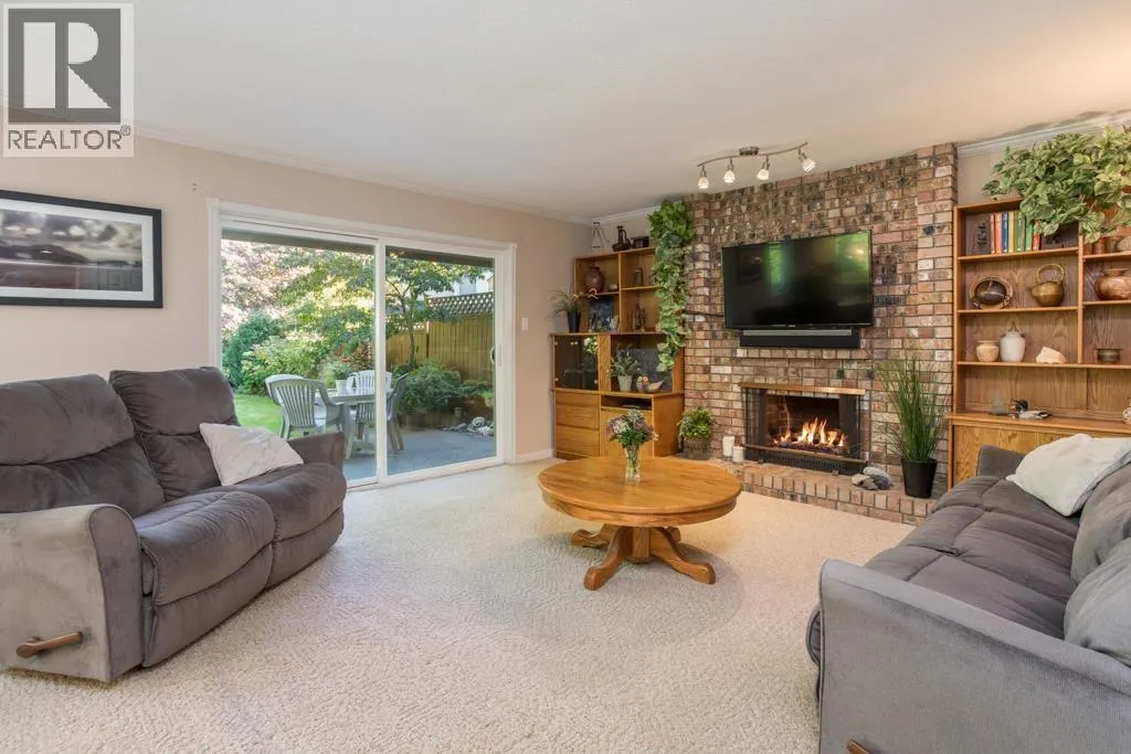 9420 AUBURN DRIVE