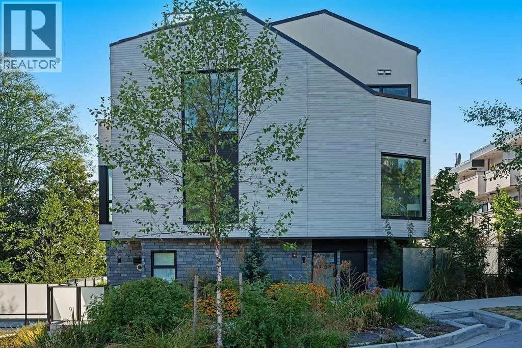 201 650 E 2ND STREET