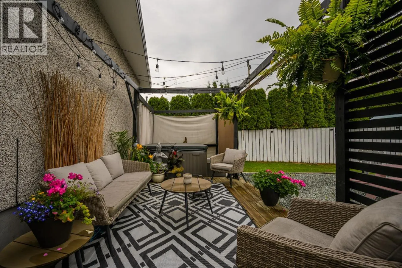 288 MCDERMID DRIVE