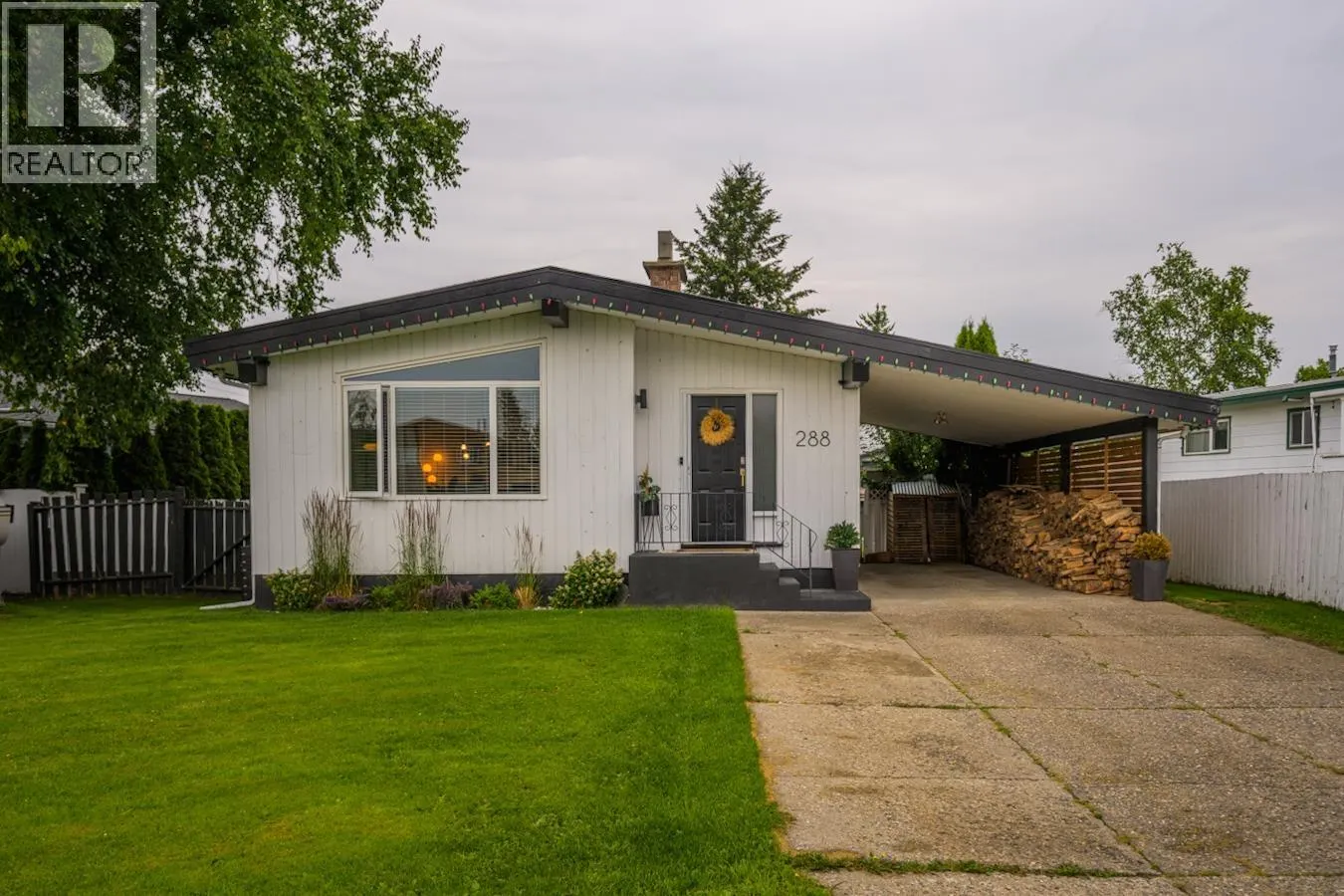 288 MCDERMID DRIVE