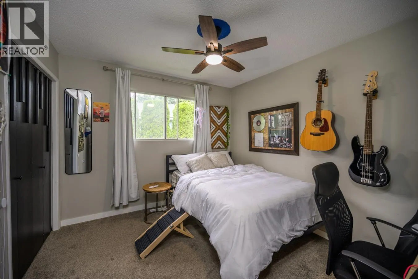 288 MCDERMID DRIVE