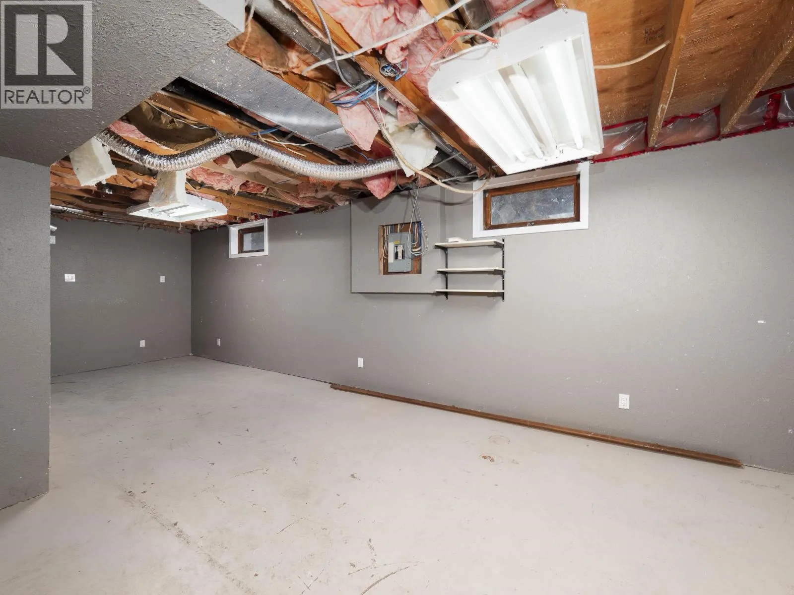 380 RILEY DRIVE