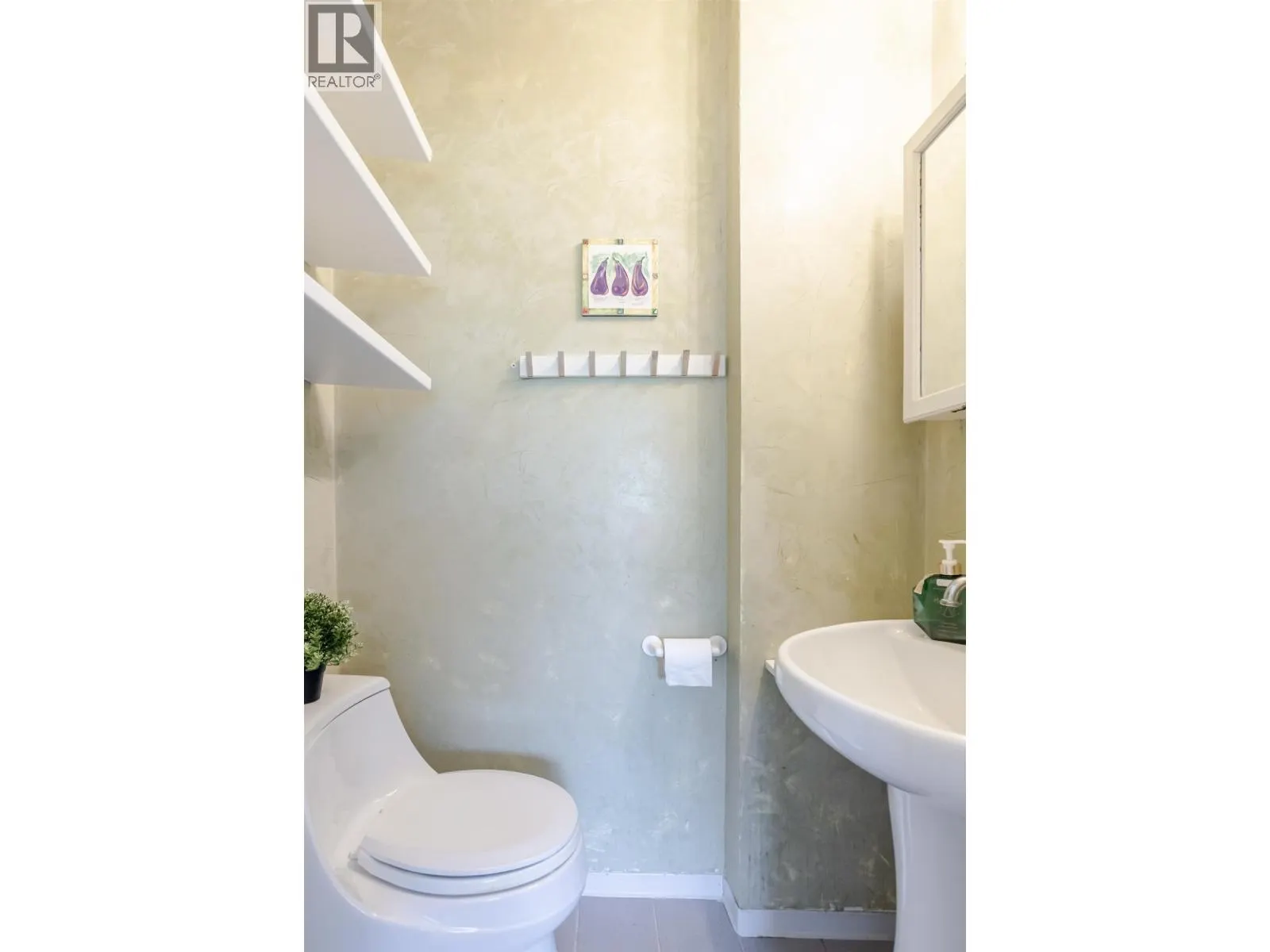 866 W 59TH AVENUE