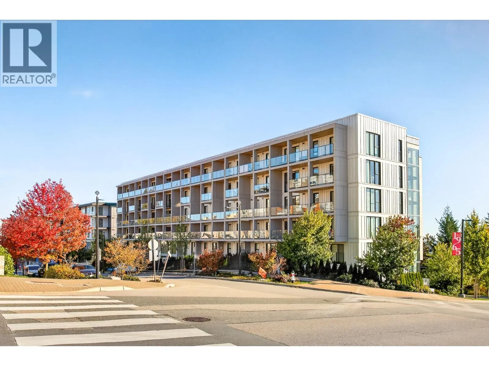 410 9888 UNIVERSITY CRESCENT