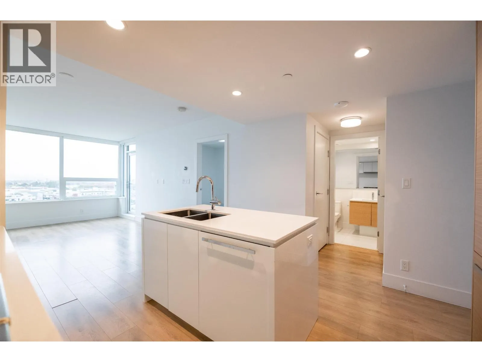 1410 5508 HOLLYBRIDGE WAY