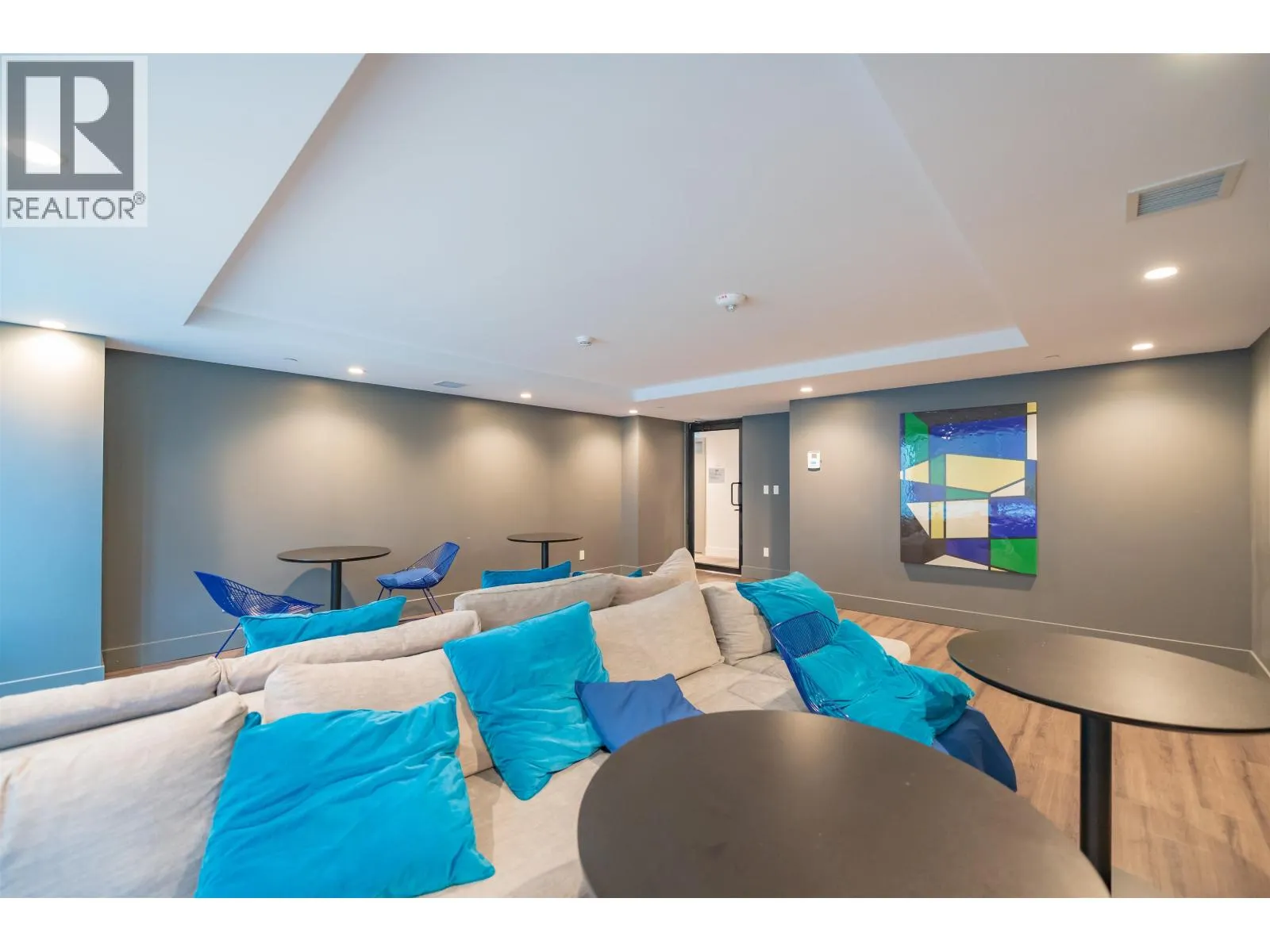 1410 5508 HOLLYBRIDGE WAY