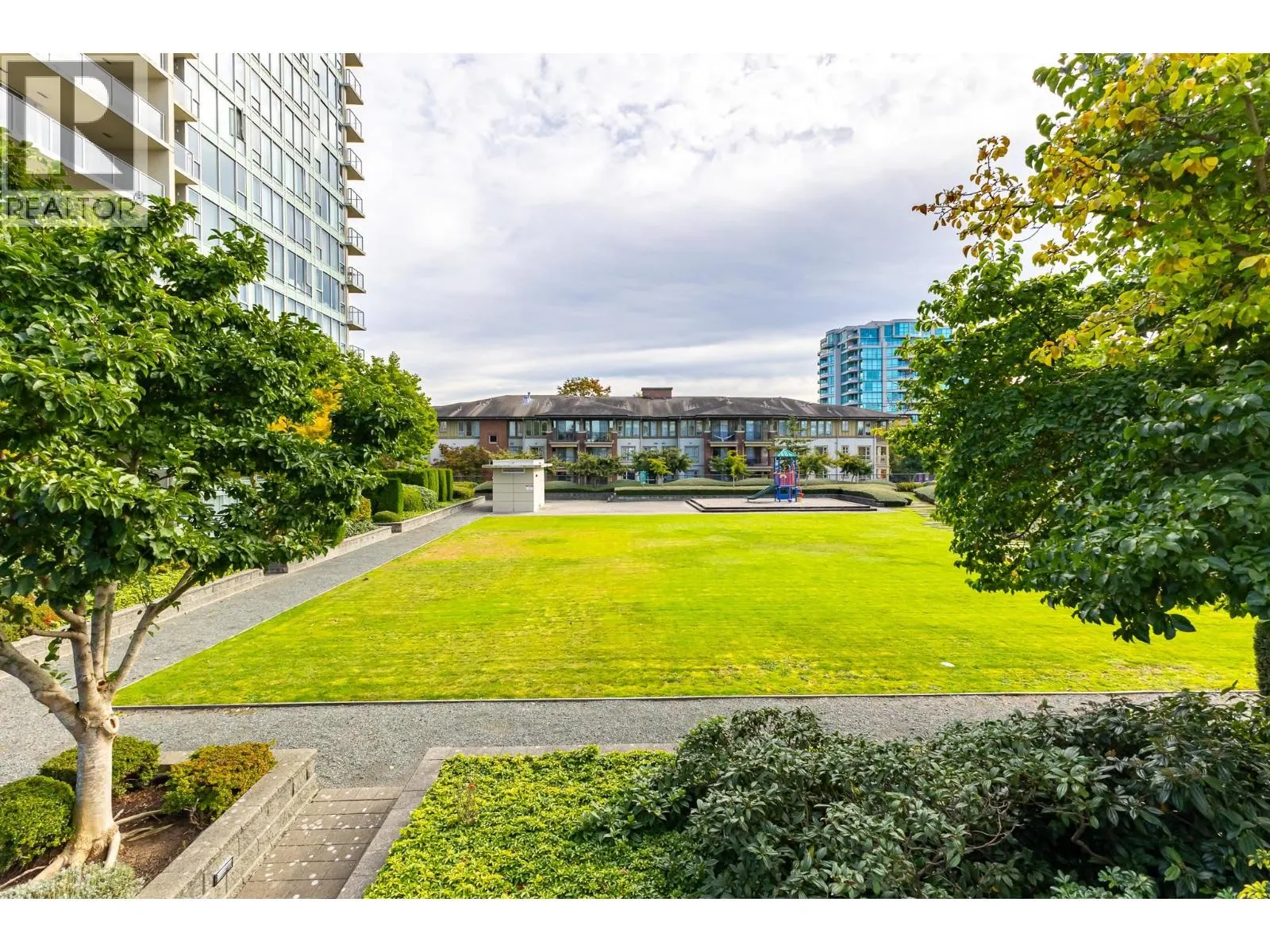 503 5088 KWANTLEN STREET