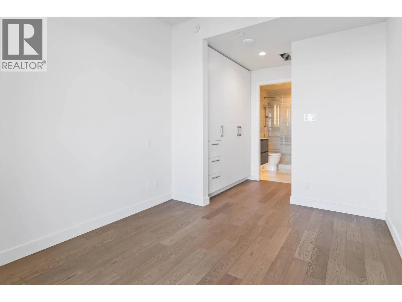1103 6811 PEARSON WAY