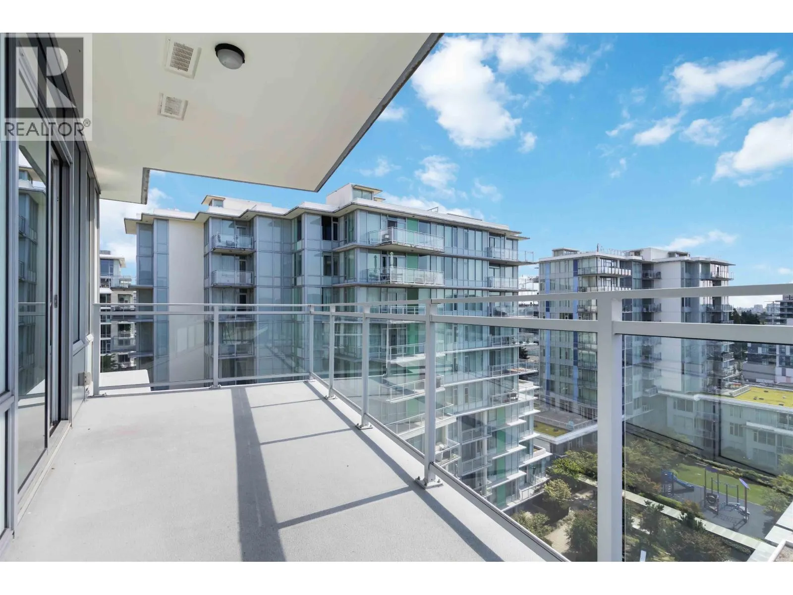 1507 8688 HAZELBRIDGE WAY