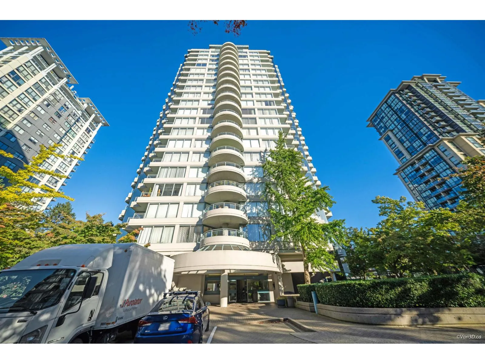 904 13383 108 AVENUE
