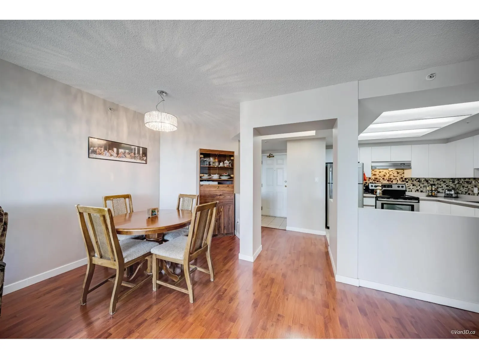 904 13383 108 AVENUE