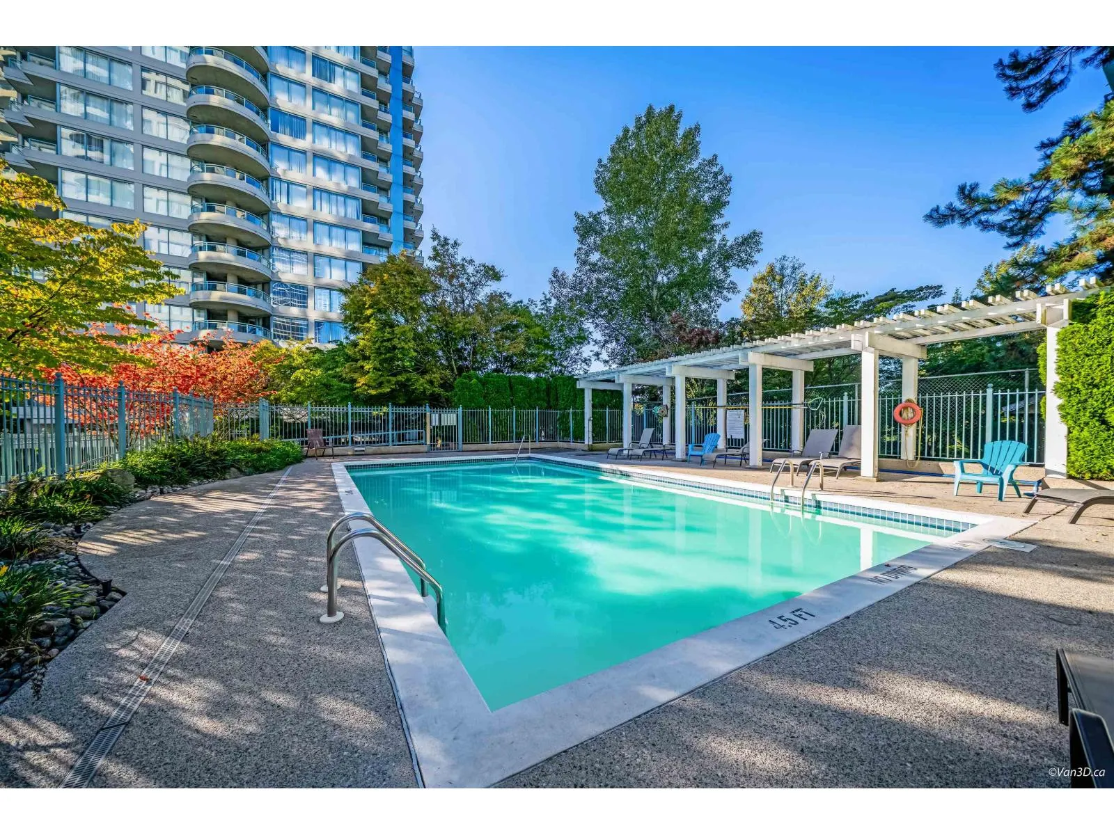 904 13383 108 AVENUE