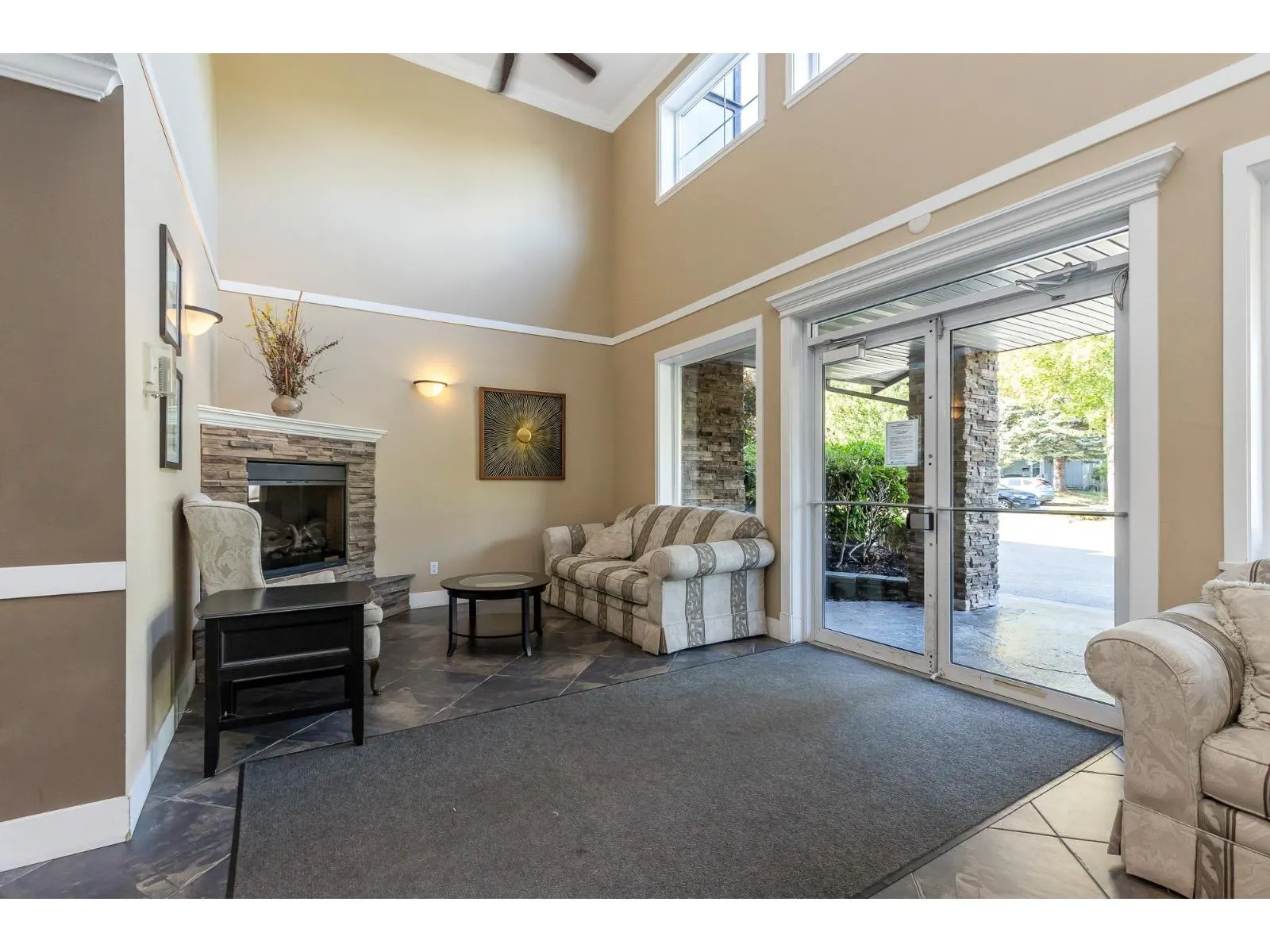 305 2038 SANDALWOOD CRESCENT