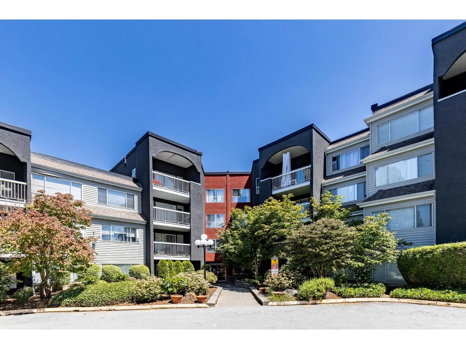 202 5700 200 STREET