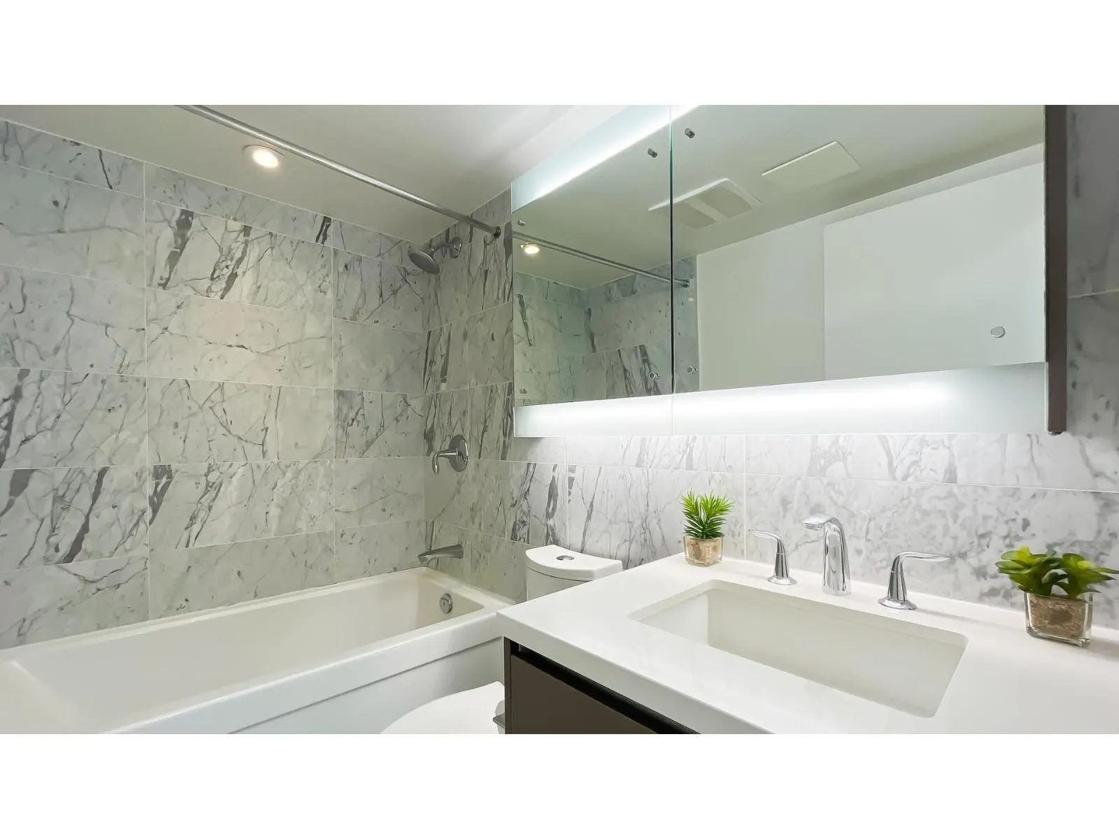 1105 13750 100 AVENUE