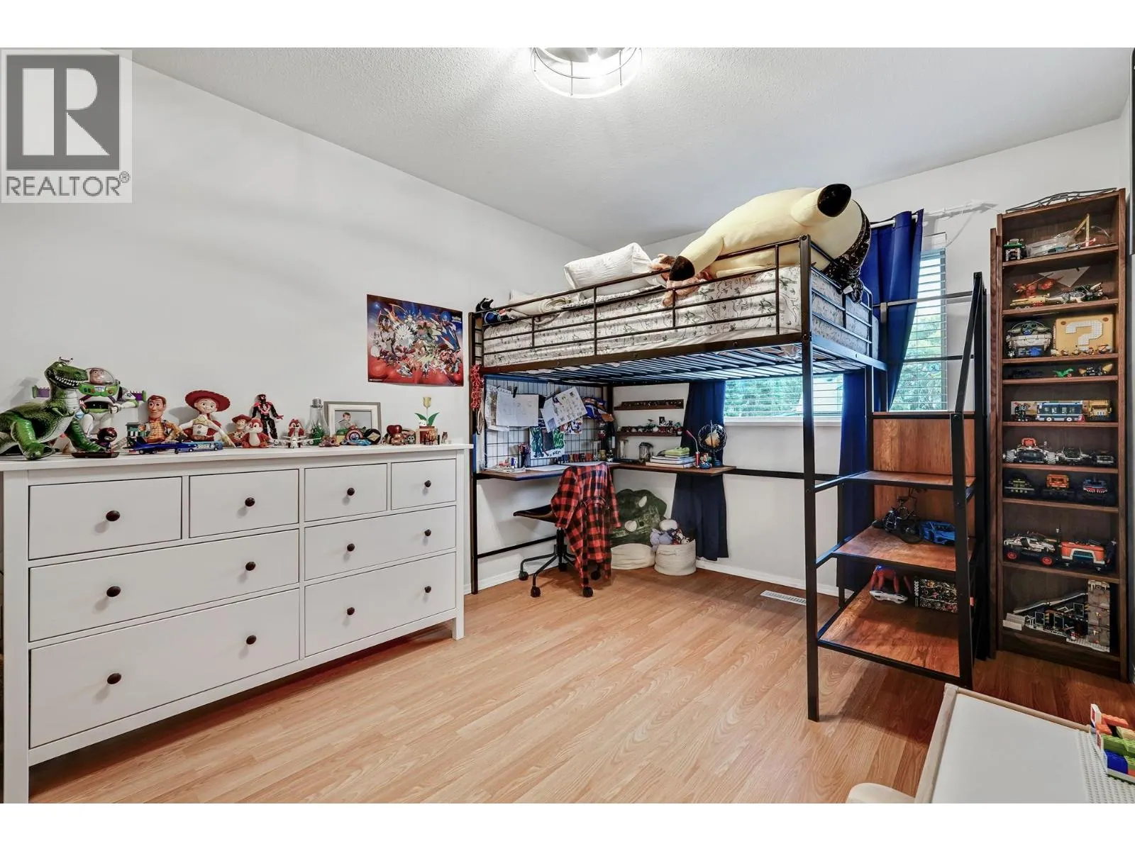 24810 118B AVENUE