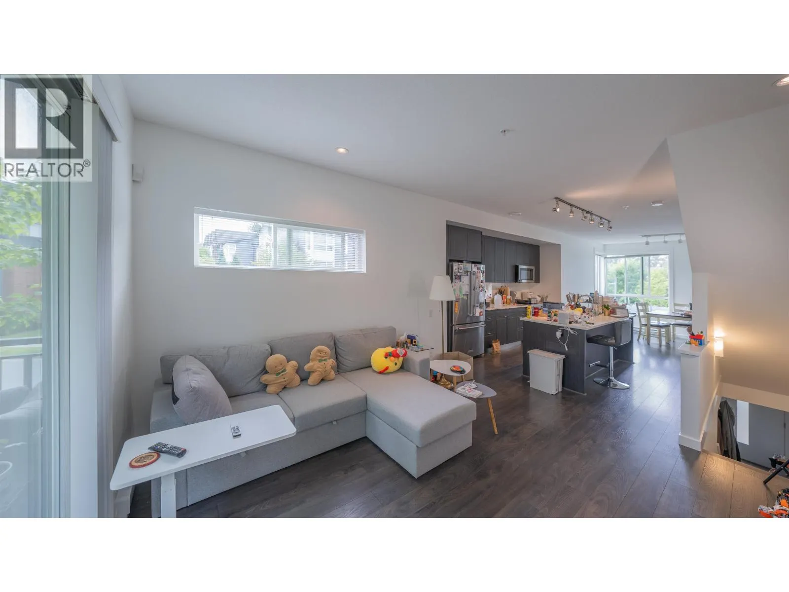 1 2371 RANGER LANE