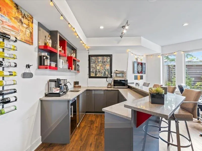 2453 EAGLE MOUNTAIN DRIVE