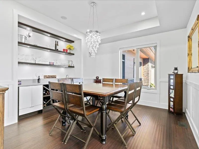 2453 EAGLE MOUNTAIN DRIVE