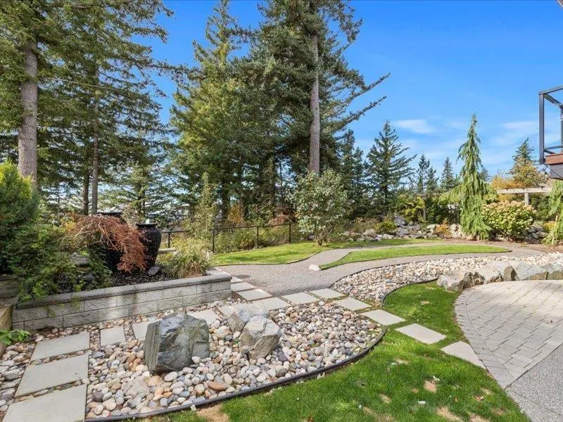 2453 EAGLE MOUNTAIN DRIVE