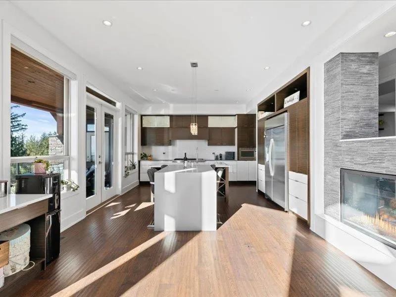 2453 EAGLE MOUNTAIN DRIVE