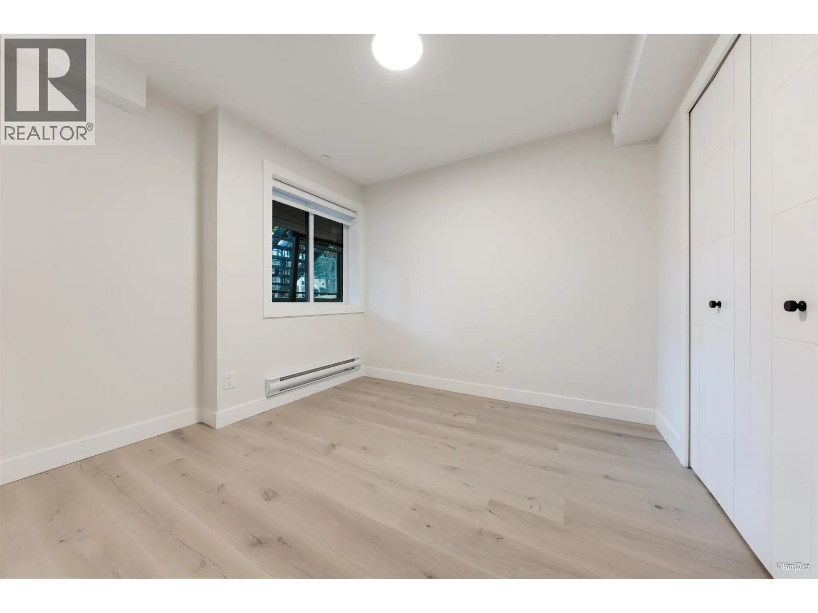 101 5092 SLOCAN STREET