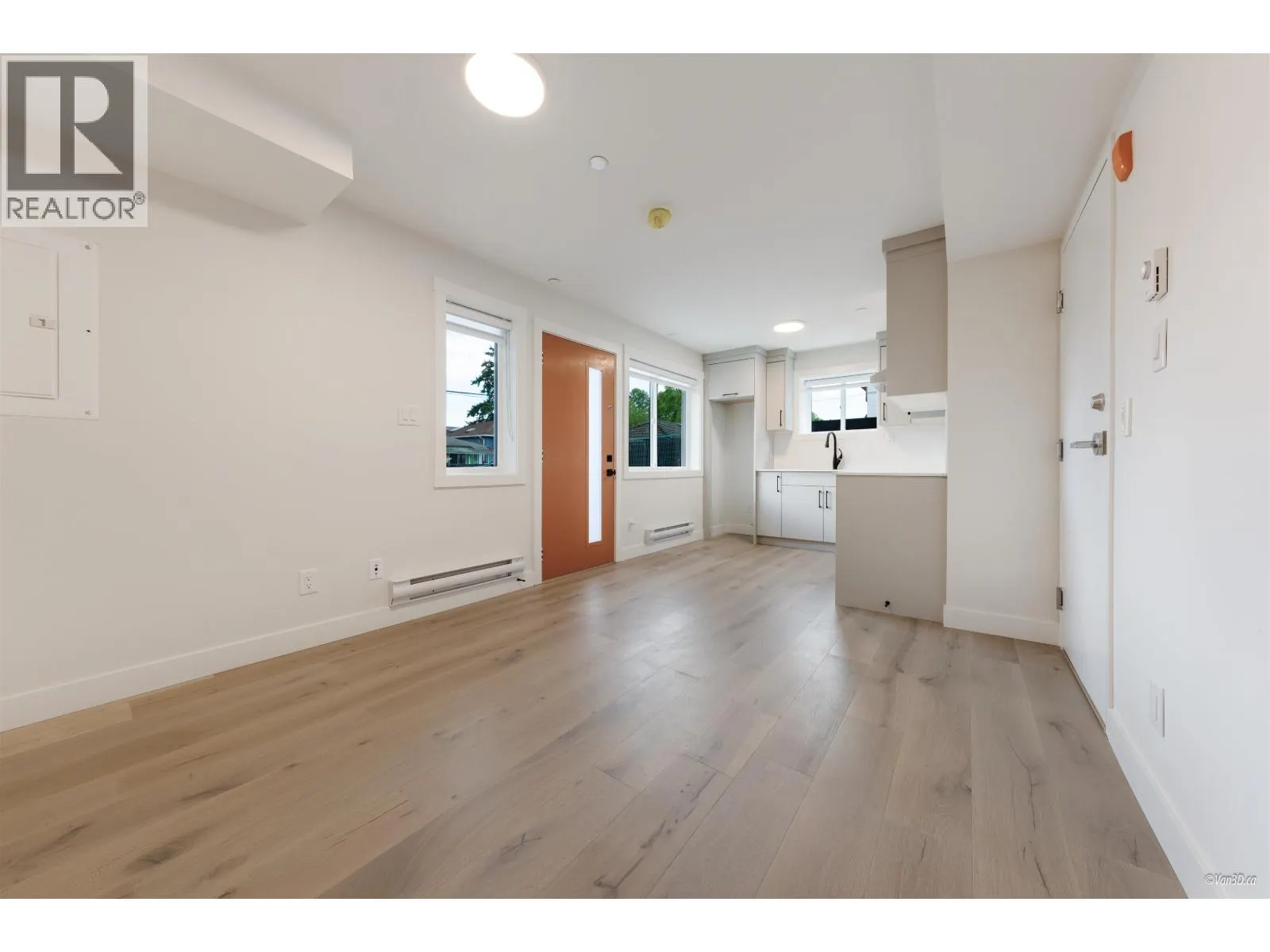 101 5092 SLOCAN STREET
