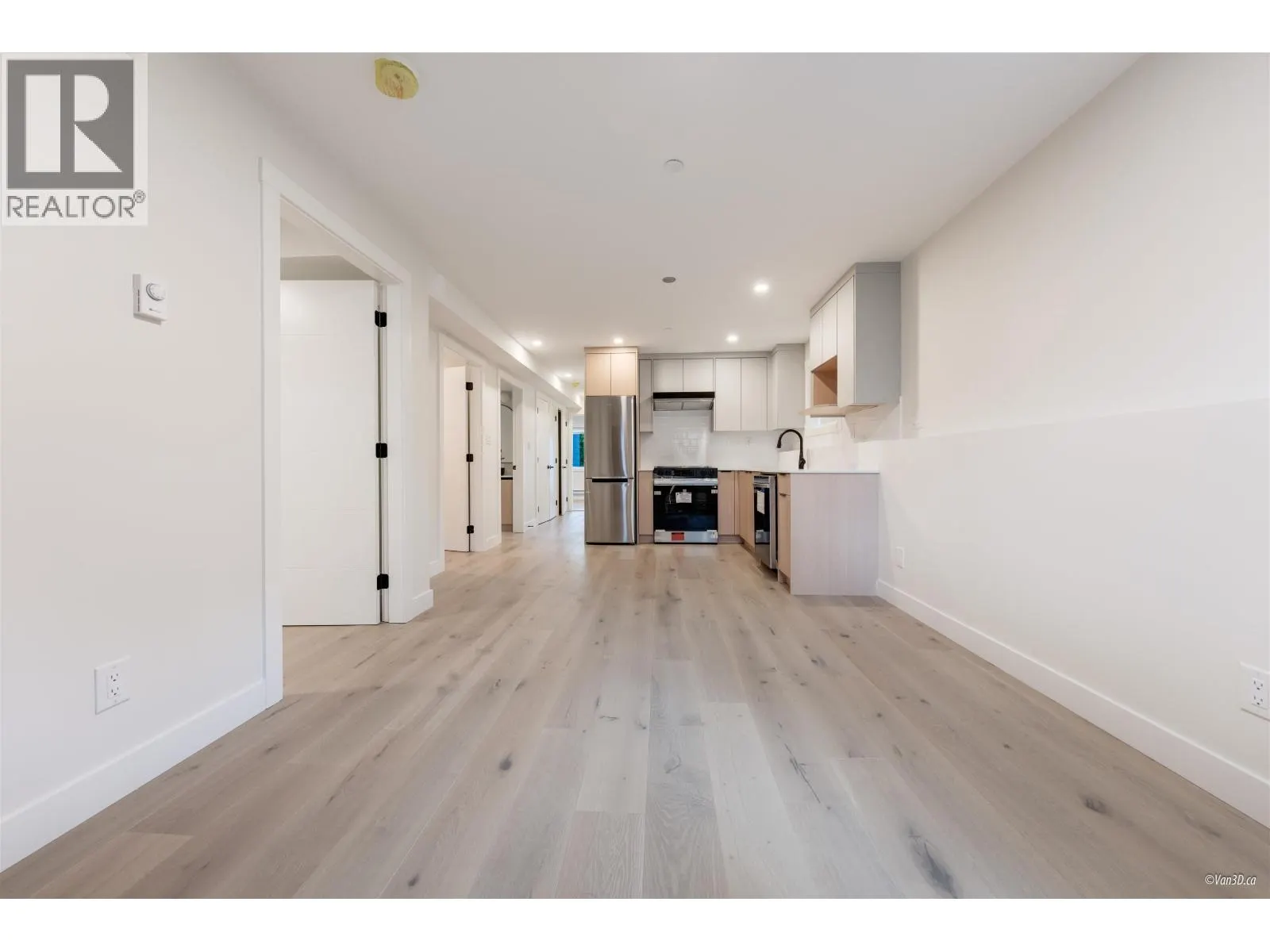 101 5092 SLOCAN STREET