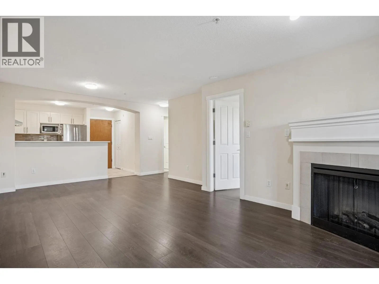 1215 5115 GARDEN CITY ROAD