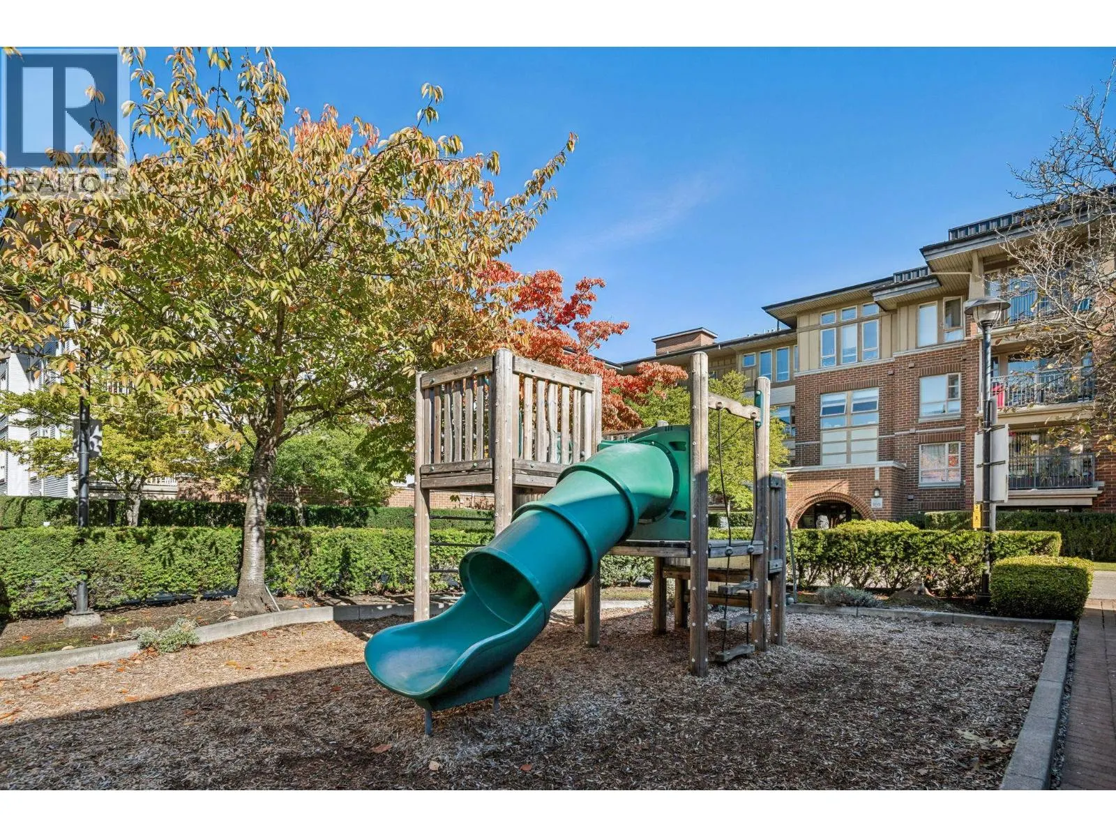1215 5115 GARDEN CITY ROAD