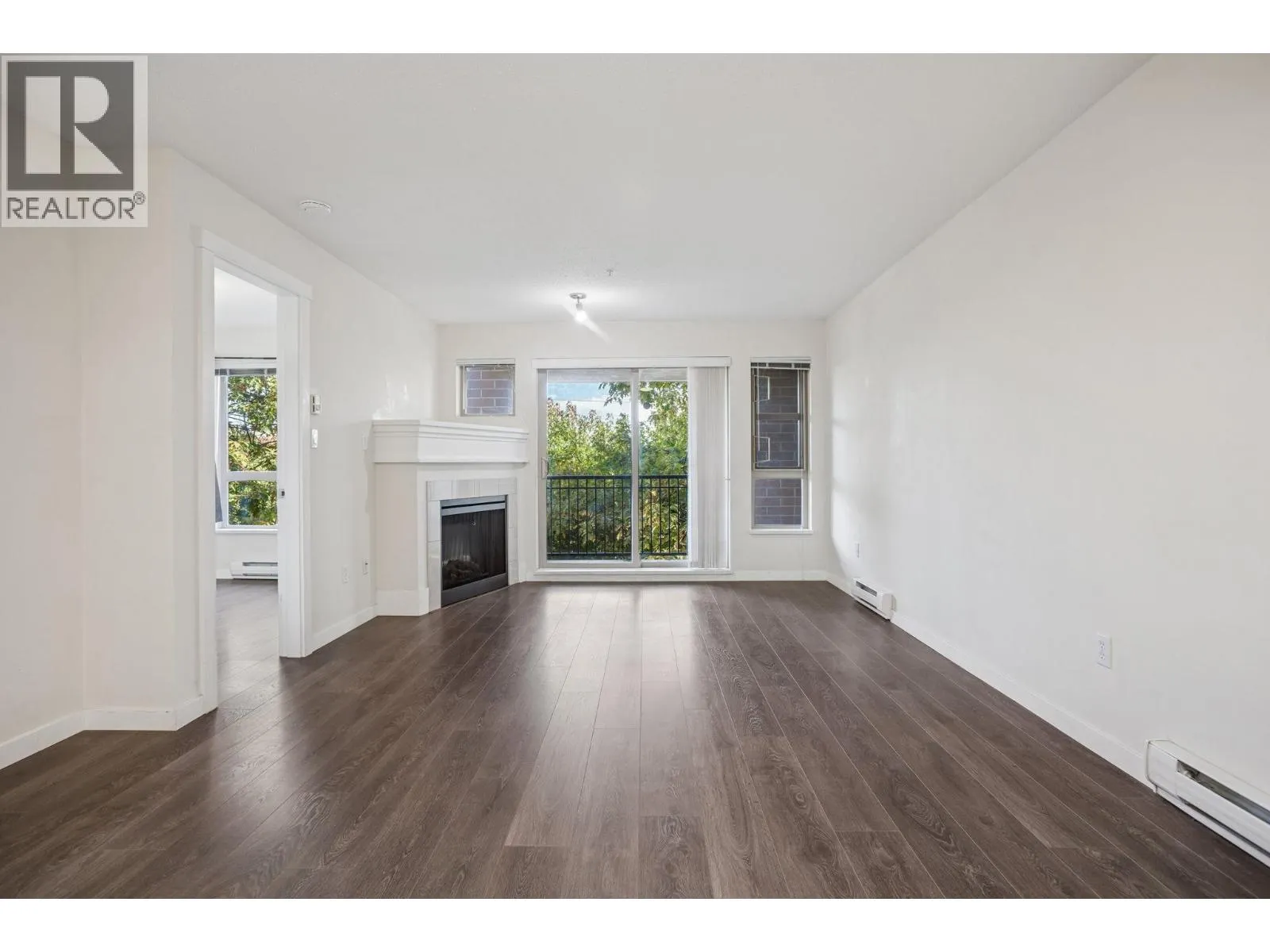1215 5115 GARDEN CITY ROAD