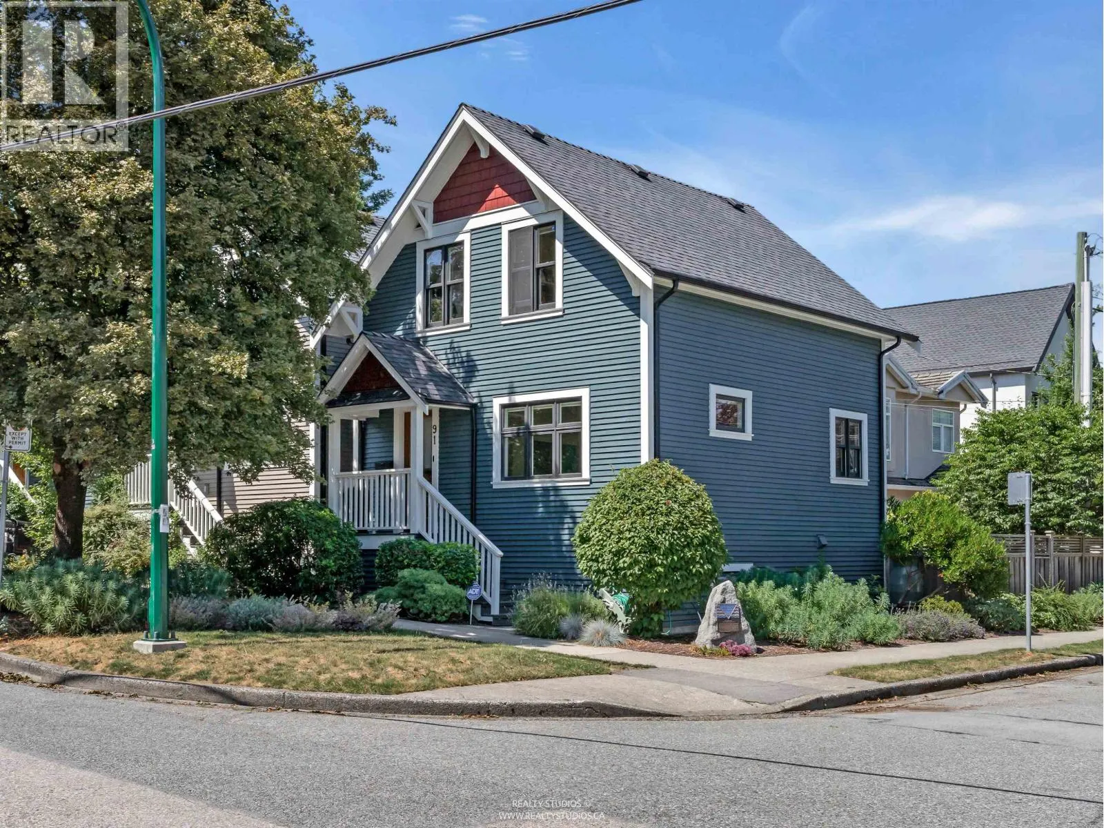 91 E 27TH AVENUE