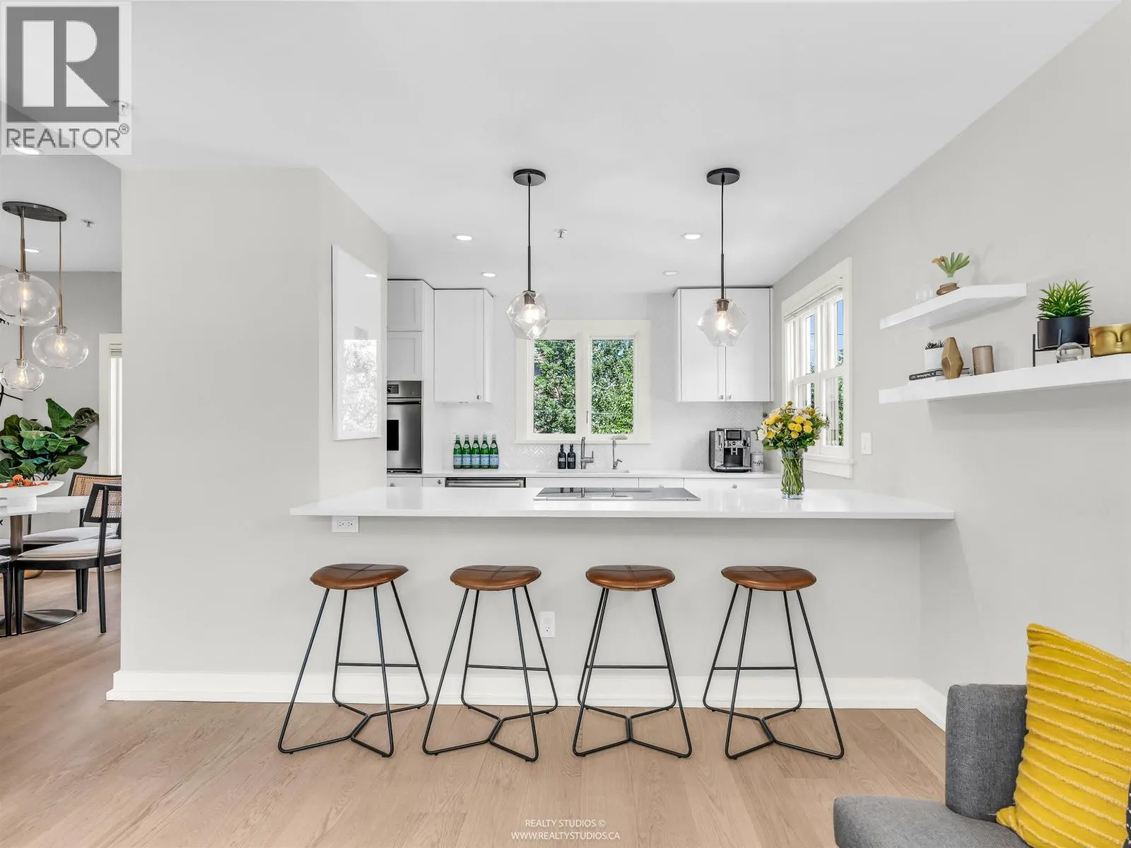 91 E 27TH AVENUE