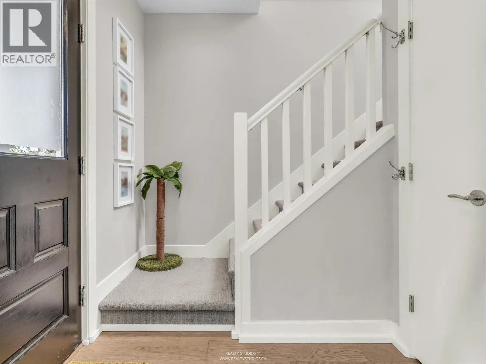 91 E 27TH AVENUE
