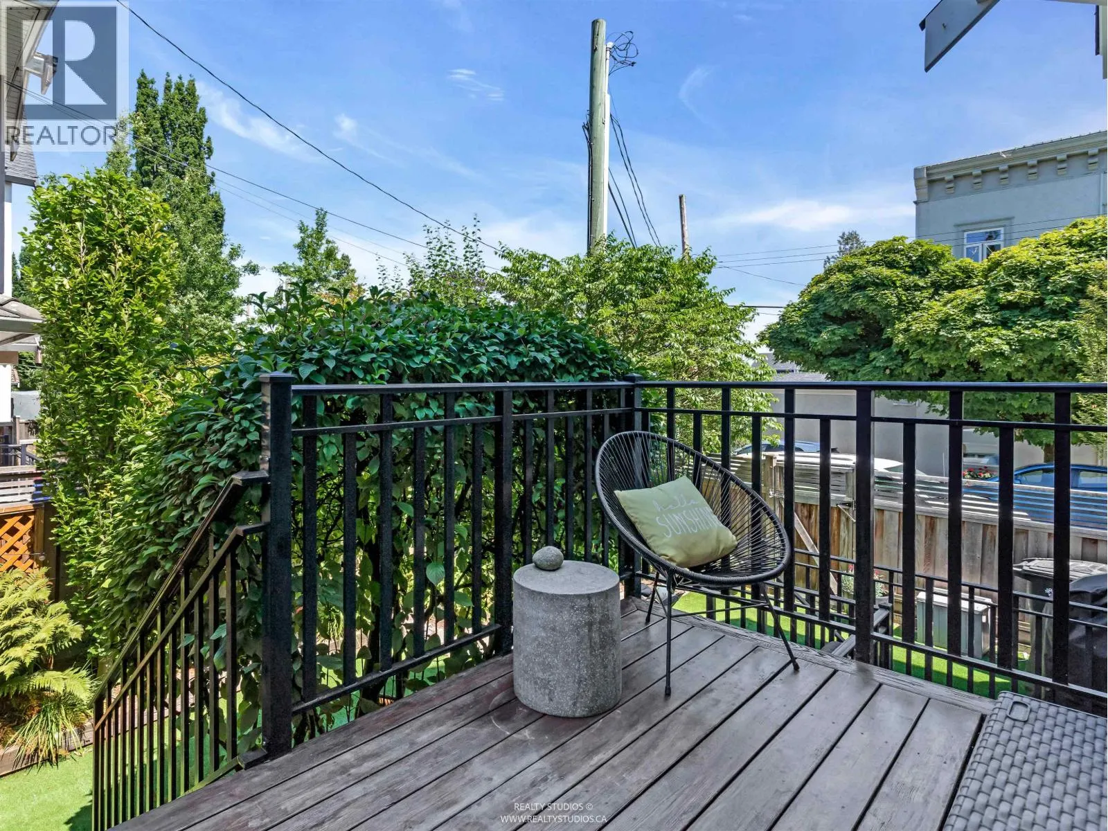 91 E 27TH AVENUE